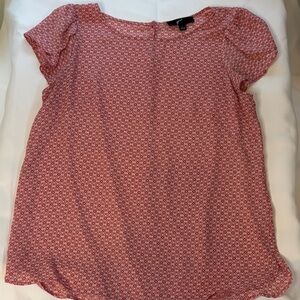 GNW Red-Pink Geometric Short Sleeve Blouse buttons up the back —108sku